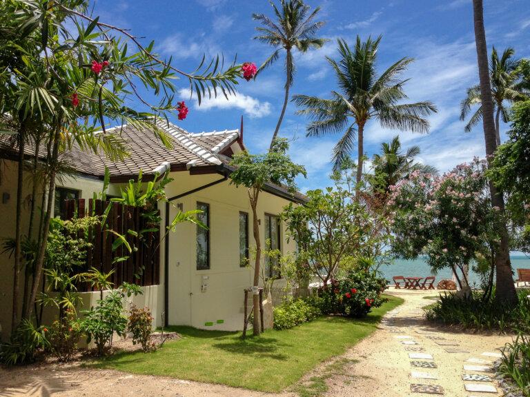2 Bedroom Beachfront Near Big Buddha in Plai Laem, Koh Samui – For Rent — photograph 3