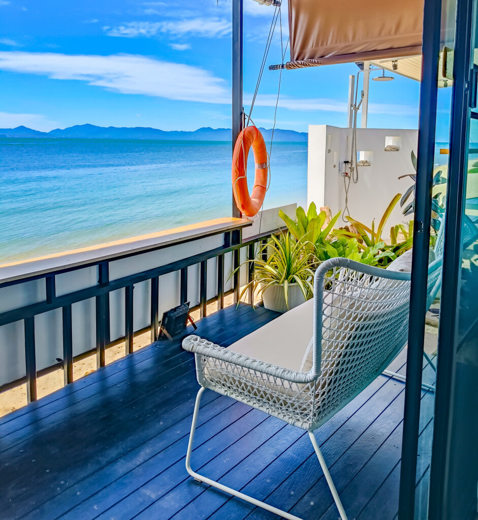 1 Bedroom Beachfront Villa in Bang Por, Koh Samui – For Rent