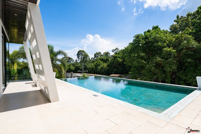 5 Bedroom Pool Villa with Partial Sea View in Lamai, Koh Samui – For Rent — photograph 3