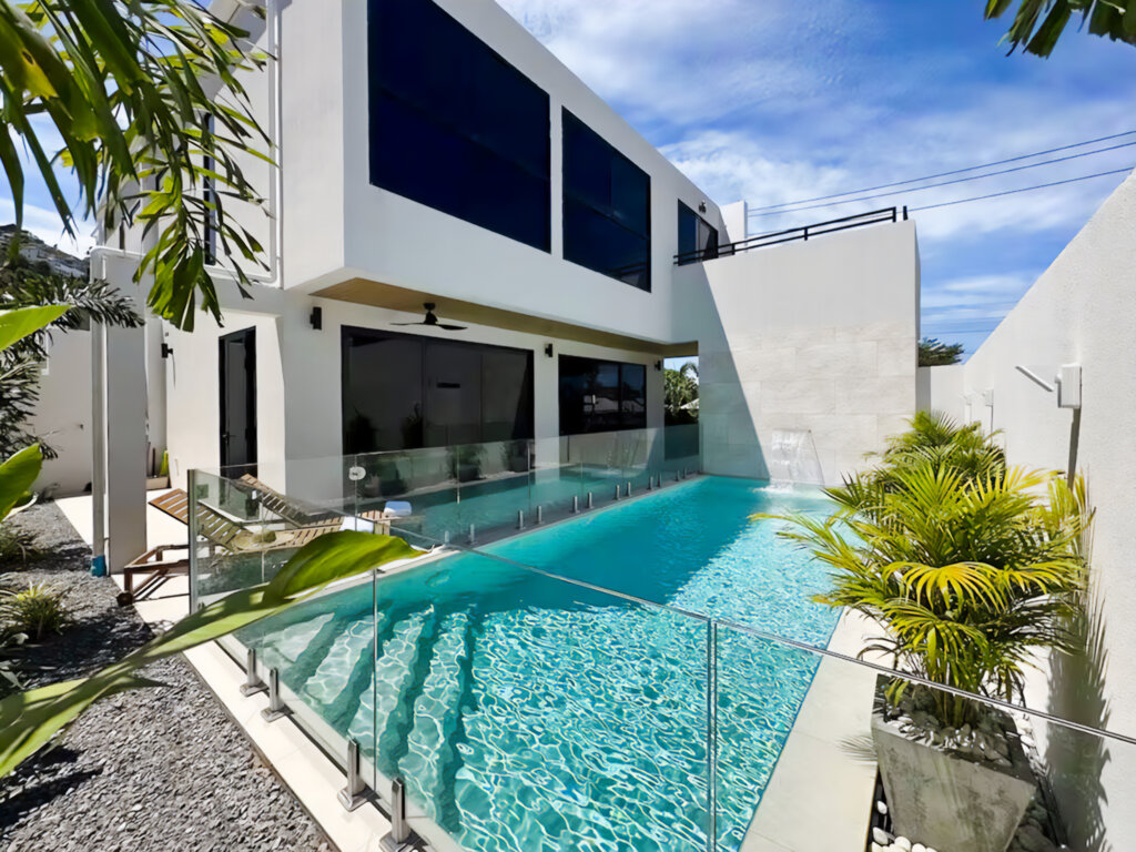 Semi Detached 3 Bedroom Pool Villa in Bo Phut, Koh Samui – For Rent